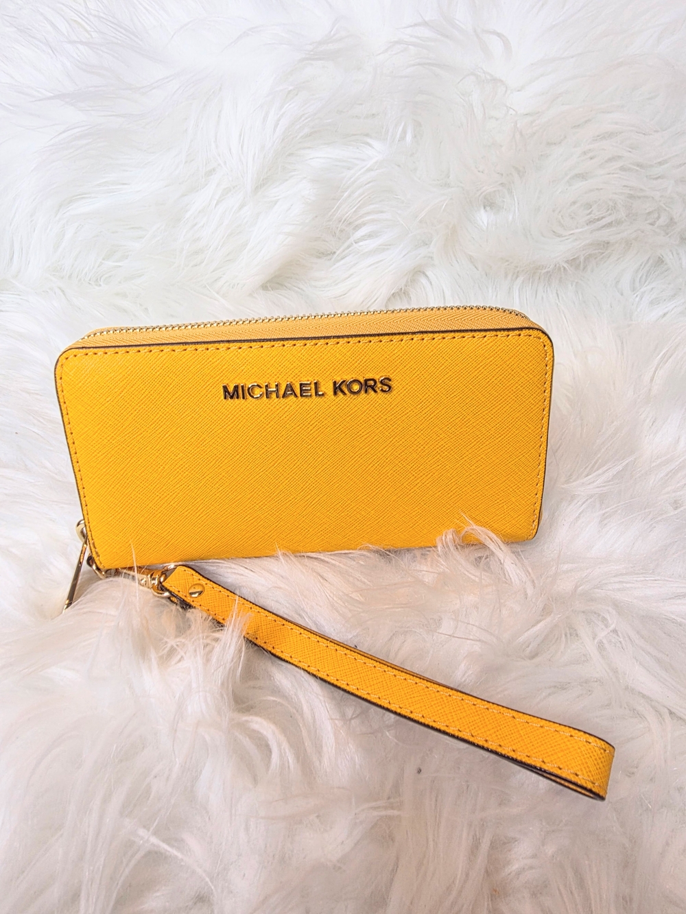 Michael Kors Mustard Gold Saffiano Zip Wallet Wristlet Gold Tone Hardware NWOT